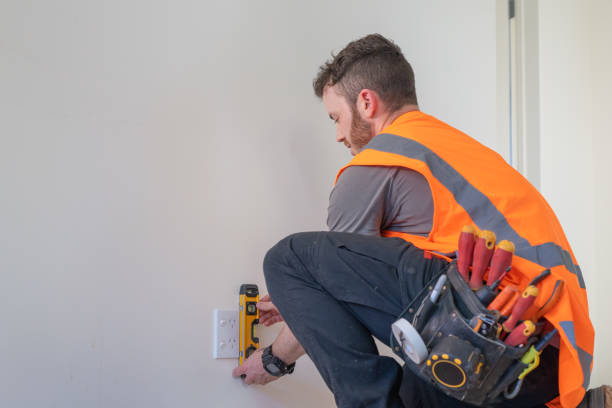 Best Electrical Troubleshooting Services  in Uhrichsville, OH
